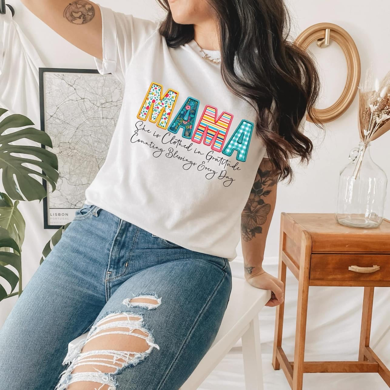 Gratitude Mama Crewneck Sweatshirt/T Shirt